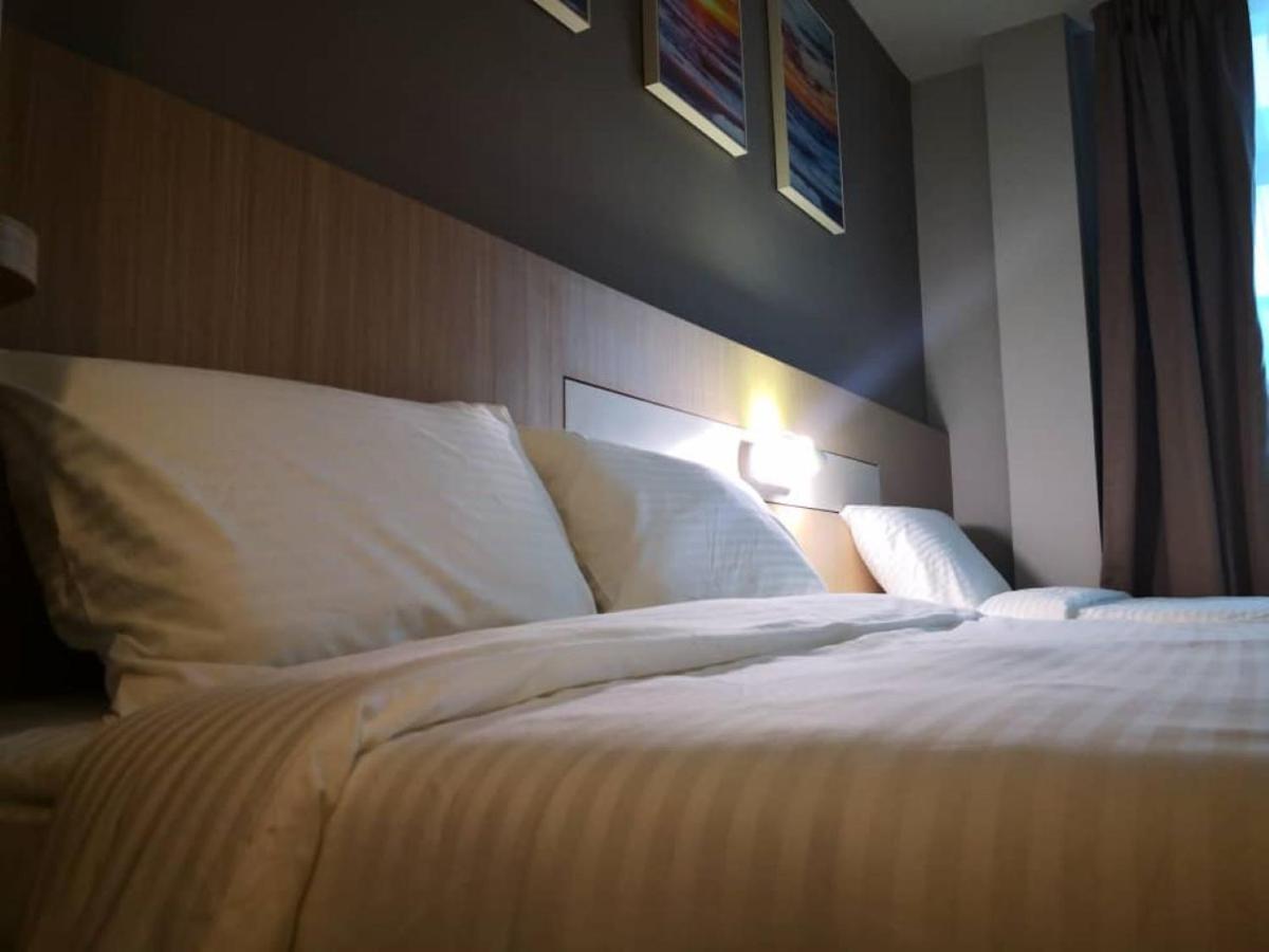 Walk In Hotel Кота Кинабалу Екстериор снимка